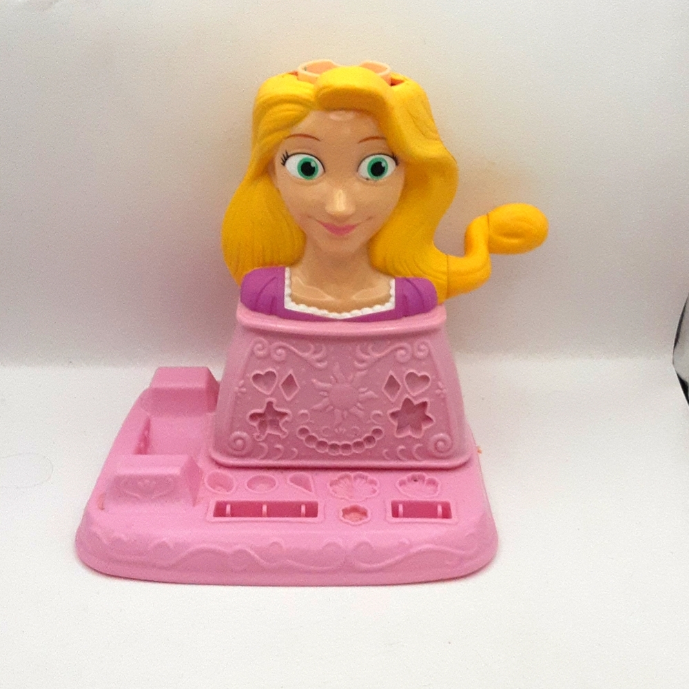 Disney Princess Rapunzel Play Doh Royal Salon